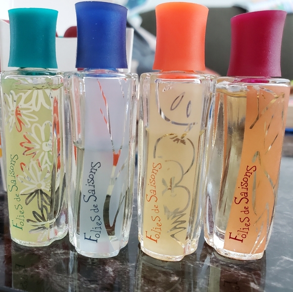 Yves Rocher Other - Yves Rocher vintage mini fragrance set